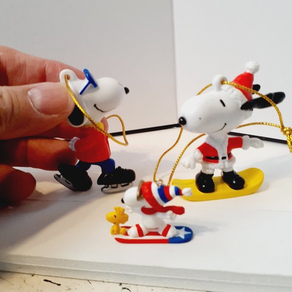3 Vintage Peanuts Snoopy Skate Ski Whitman's Candies Christmas Ornament PVC - Picture 1 of 5
